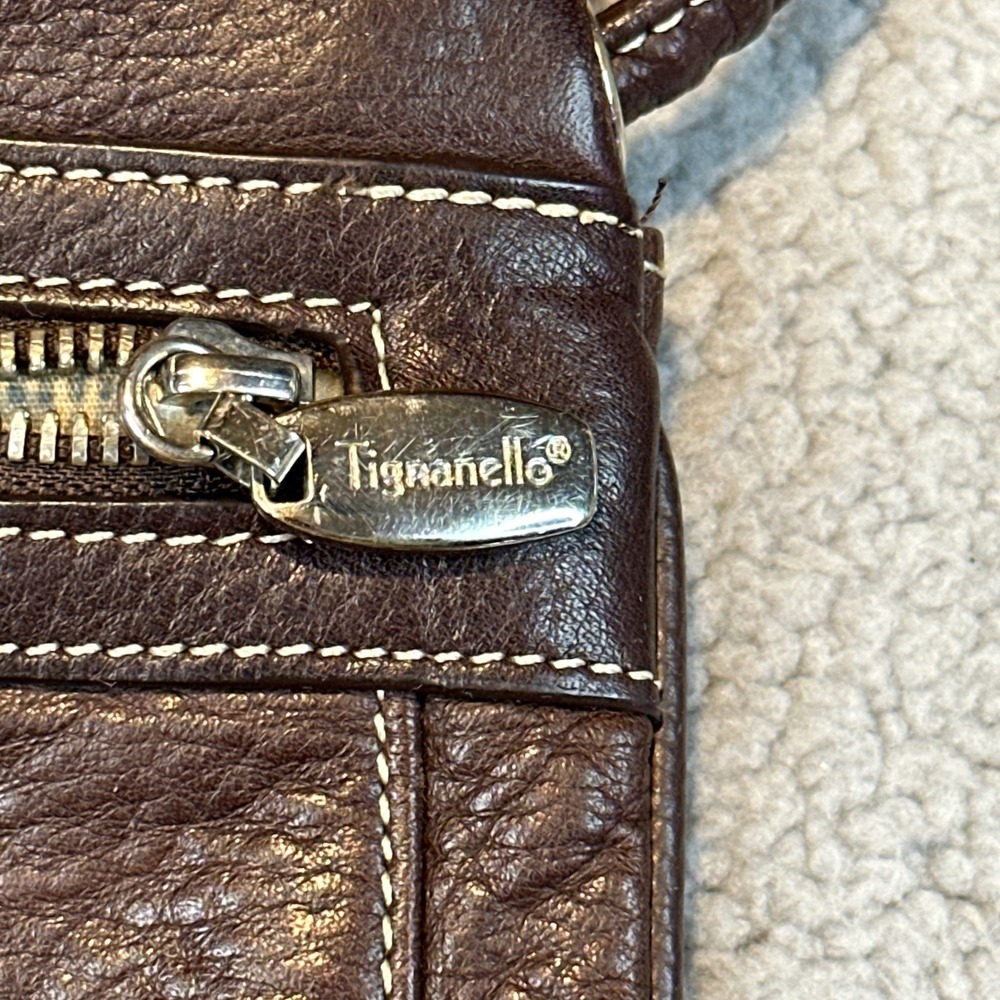 Tignanello Brown Pebbled Leather Crossbody Bag Small Messenger Purse - Picture 6 of 12